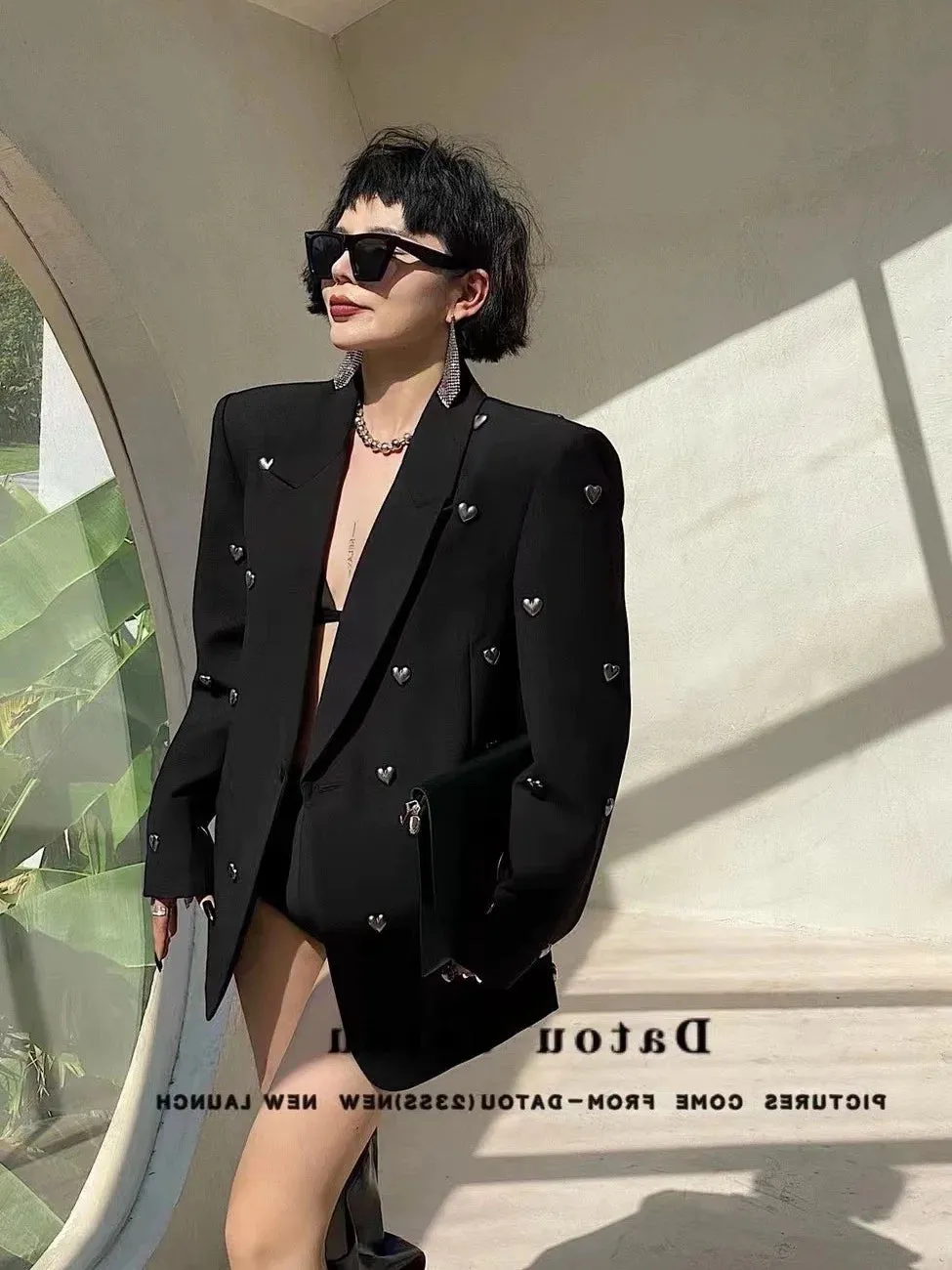 Korean Style High-End Oversize Heavy Work 3D Heart Beaded Black Blazer